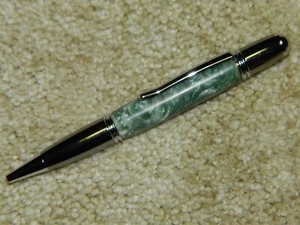 Gatsby Twist Pen with Green Swirl Body with Gun Metal & Chrome Trim