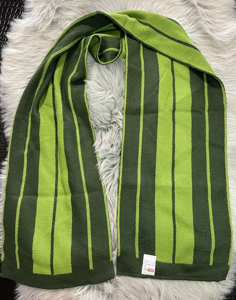 Bufanda bordada tejida a rayas verdes hecha en Italia Diesel On Tour 63 OSFM Foto 4 de 4