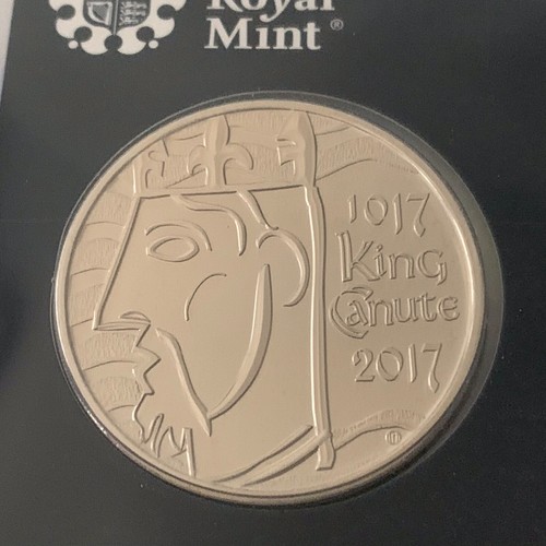 Moneda corona de cinco libras Royal Mint brillante sin circular £5 paquete sellado original - Imagen 33 de 70