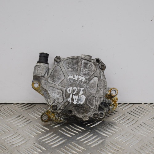 Audi A3 8P Vakuumpumpe 03L145100G 2010 1.6 Diesel