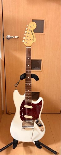 Fender Mij Traditional Ii 60S Mustang No.MG1754