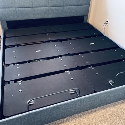 Electric adjustable king size bed or use for two twin side (brand Richmat )
