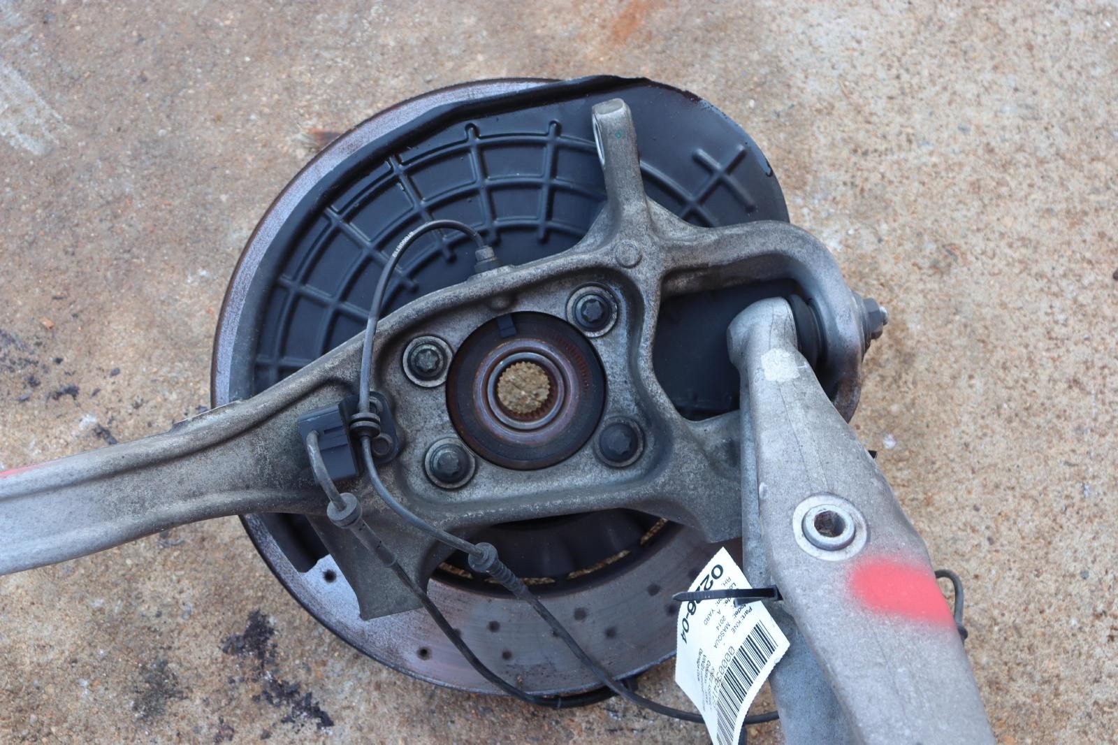 2014-2020 MASERATI QUATTROPORTE AWD FRONT RIGHT SPINDLE KNUCKLE HUB ASSY OEM