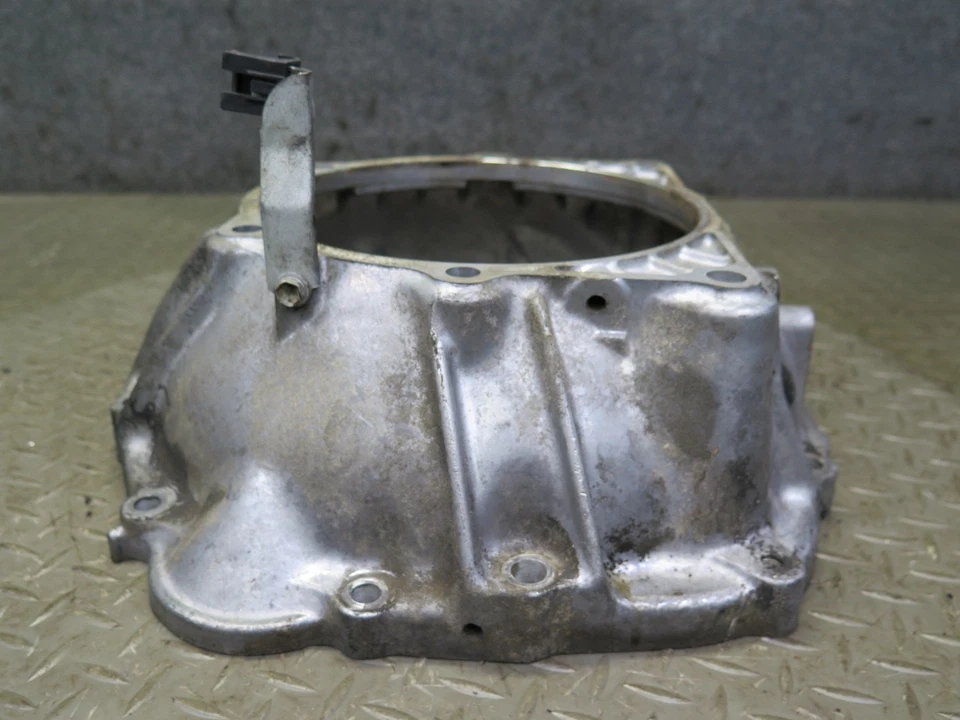 97-00 LEXUS JZZ31L SC300 2JZGE RWD A/T J2 AUTO TRANSMISSION BELL HOUSING OEM - Image 4 of 4