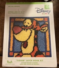 Disney Home Pooh Collection TIGGER Latch Hook Kit 13"x13" Caron WP0003