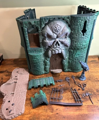 Masters of the Universe 200x Castle Grayskull He-Man Eternia 2002 Mattel READ