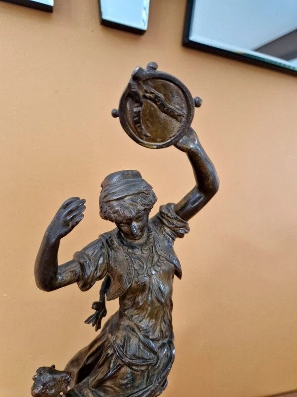 Adrien Etienne Gaudez (1845-1902) Sculpture en bronze Esmeralda sujet Notre Dame - Photo 3/4