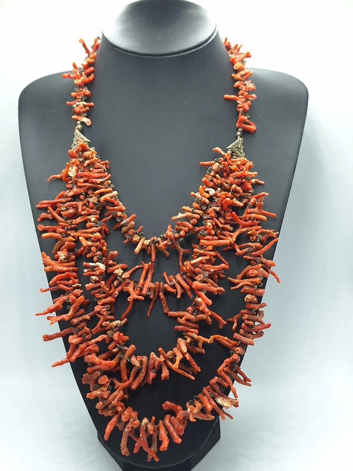 Antica collana  (211 Gr) vero corallo Rosso Mediterraneo naturale e argento 800  - Immagine 2 di 4