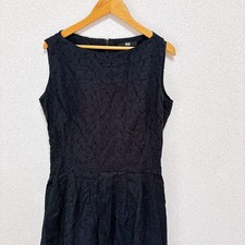 Uniqlo Black Sleeveless Knee Dress Lace Hem Size M Used