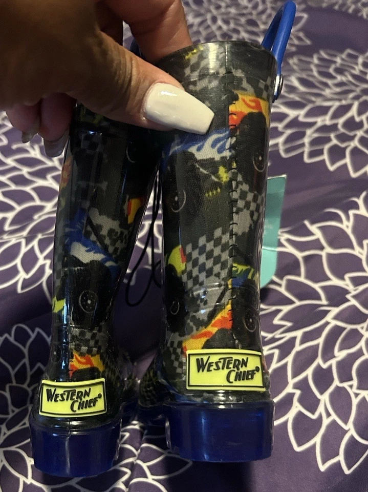 Botas Western Chief para niño pequeño multicolores talla 5 con asas azules Foto 4 de 4