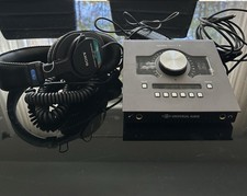 Universal Audio Apollo Twin X DUO Thunderbolt Audio Interface  Sony Headphones