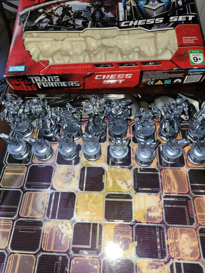 Juego de ajedrez Transformers 2007 Parker Brothers Hasbro Foto 4 de 4