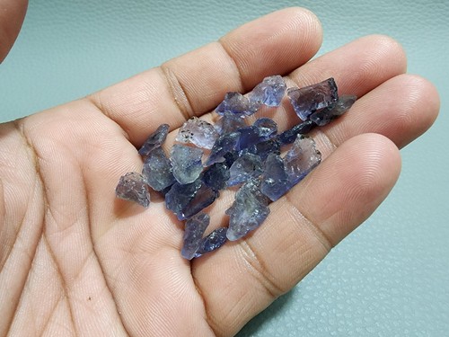 Adorable Top AA+ Azul Iolita Crudo 26 Piezas Lote Talla 9-13 MM Cristal Piedras Preciosas Sueltas - Imagen 5 de 9