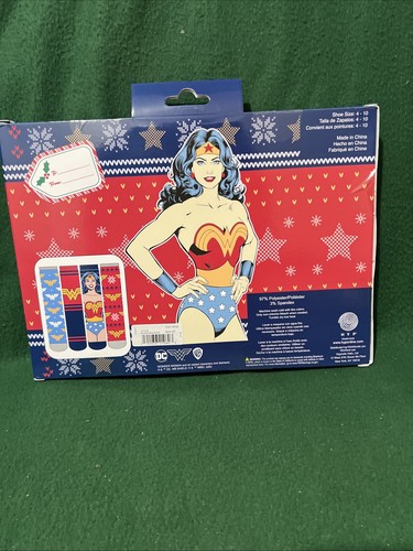 DC Comics: Wonder Woman 4 Pairs Of Crew Socks - Picture 2 of 2