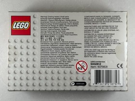 LEGO Space Classic Spaceman Minifigure Set #5002812 LEGO 2014 Exclusive