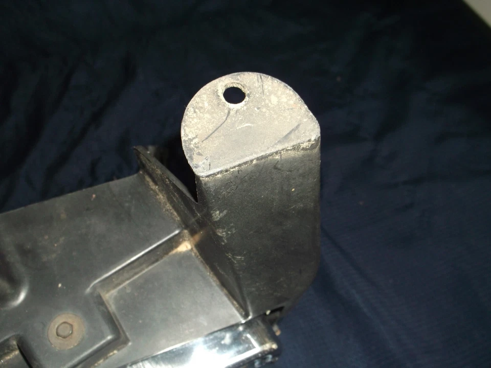 Conjunto de luces antiniebla lado conductor y pasajero para Cadillac SRX 2004-2009 Foto 2 de 4