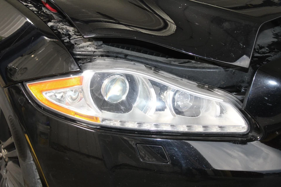 Used Right Curtain Air Bag fits: 2013 Jaguar Xj front passenger roof XJL 124`` W - Image 4 of 4