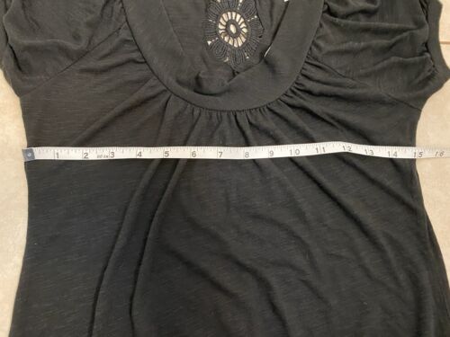 NEW Womens Juniors Beautiful Black Crochet Back Top Size L Large Energie Blouse - Picture 11 of 13