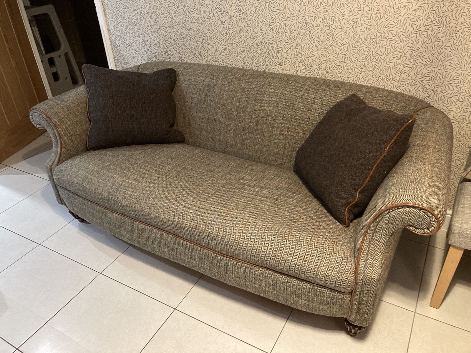 Tetrad Bowmore Midi Sofa, Harris Tweed Bracken, £2300 Retail, Amazing