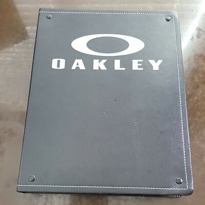 oakley find a store