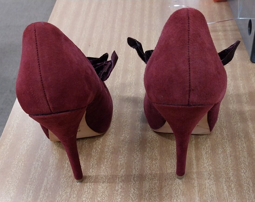 Badgley Mischka red high heeled shoes Size 7 1/2M - Picture 10 of 13