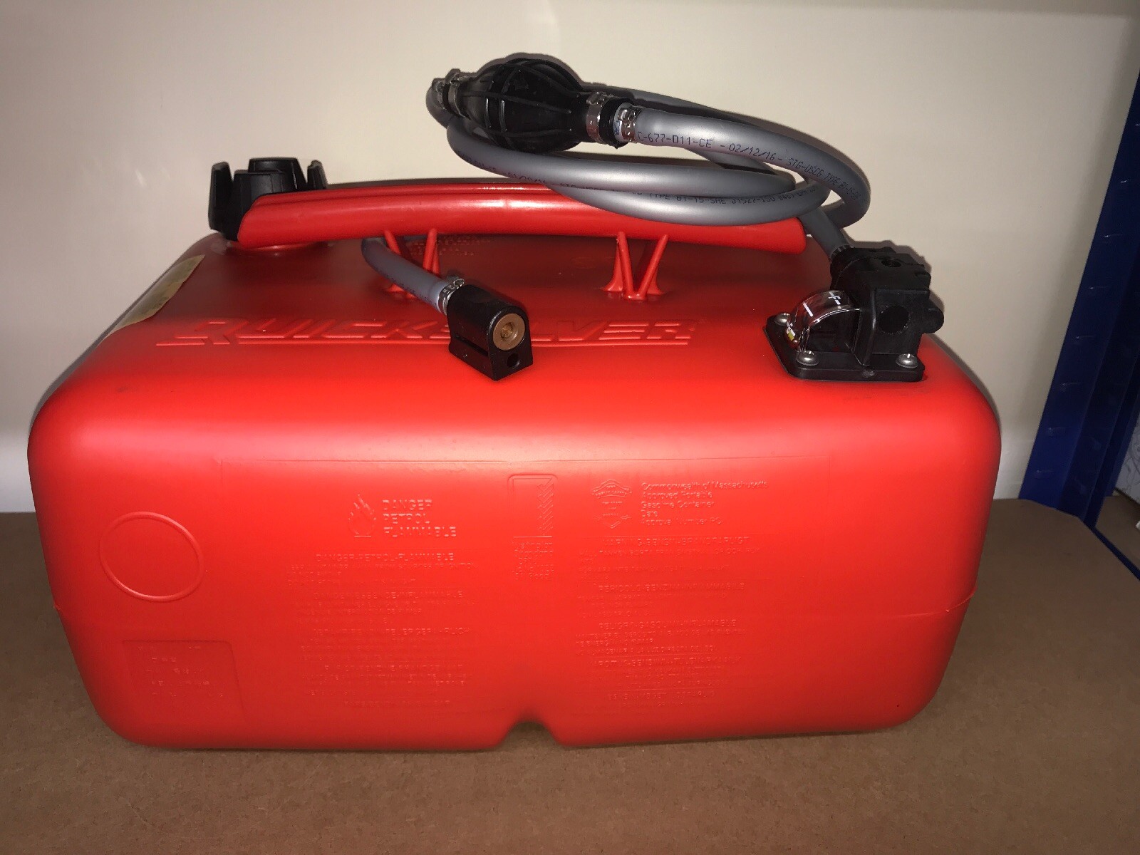 GENUINE Quicksilver 25 Litre Fuel Tank & 8FT Fuel Line Mariner Mercury