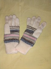 NWOT Knit Gloves Classic Design Multicolor Still Hangtag Attached One Size All