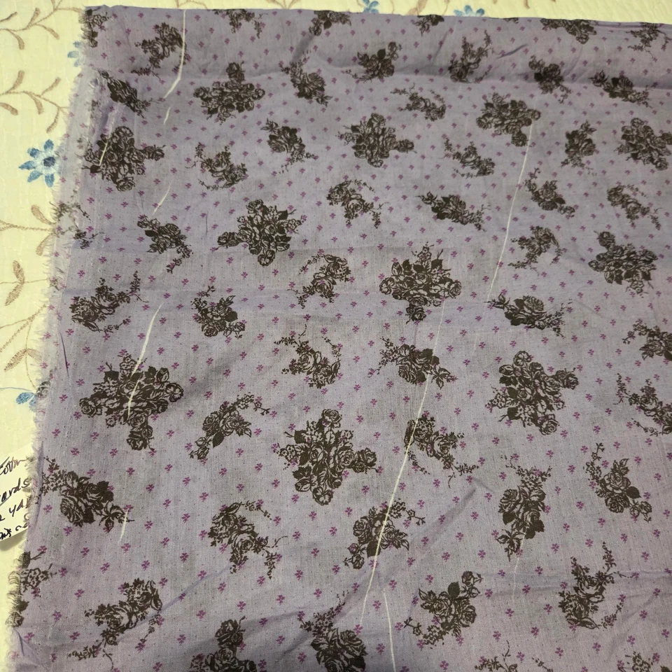 TELA DE ALGODÓN INUSUAL Semi Transparente Lila con Marrón Floral 2 Yardas x 60" COMO ESTÁ Foto 3 de 4