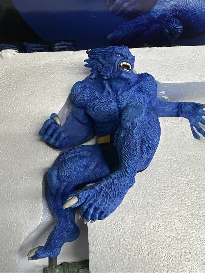 Marvel Beast Medium Size Statue X-Men Modern Era Jim Lee Series 413/3000 - Image 2 of 4