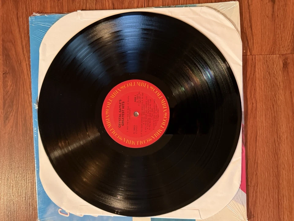 Crystal Gayle – Crystal Gayle's Greatest Hits Vinyl, LP 1983 Columbia – FC 38803 - Image 4 of 4