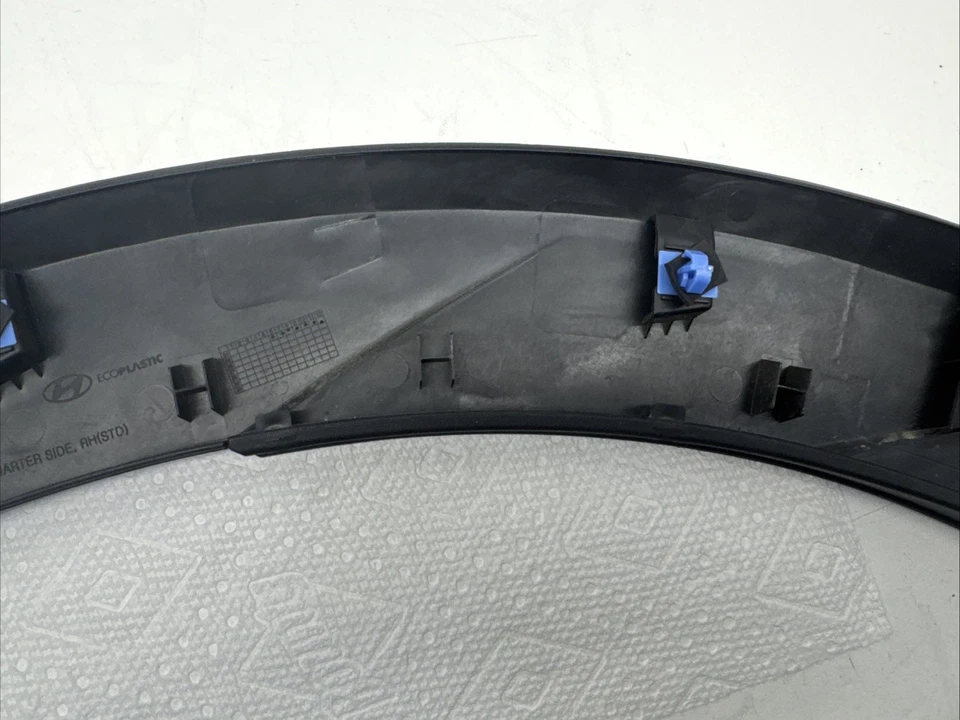 ORIGINAL Kia Sportage 2023-2024 REAR Right Fender Wheel Molding 87742-P1000 - Image 4 of 4