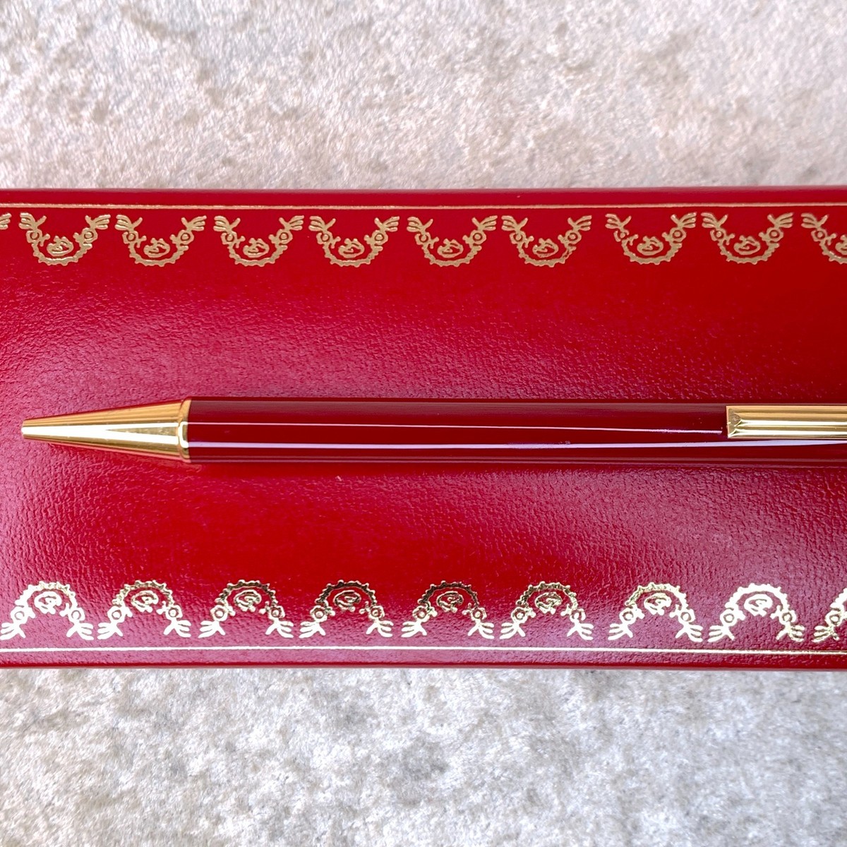 Vintage Cartier Ballpoint Pen Bordeaux Lacquer Gold Finish with