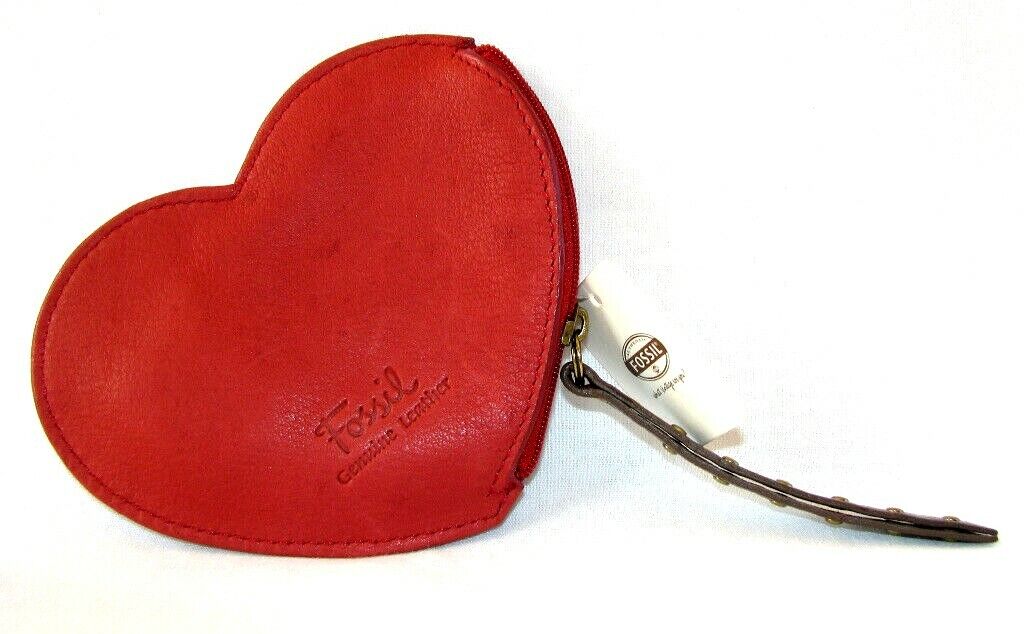 NEW FOSSIL RED/BROWN LEATHER HEART SHAPE BRONZE STUDDED COIN POUCH WALLET