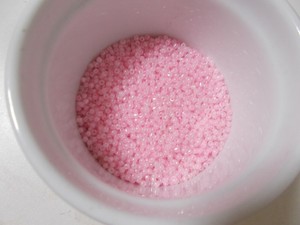 D26 300g 8//0 3mm Glass Seed Beads OPAQUE PEARL ORANGE 11,500pcs