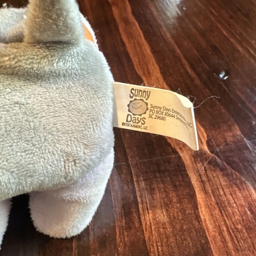 Sunny Days Sweet Pups Reversible Pasty-to-Dog Plush - Picture 3 of 5