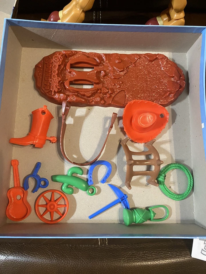 Disney Pixar Toy Story 3 Buckaroo!  Juego Hasbro 2010- completo-con instrucciones Foto 4 de 4