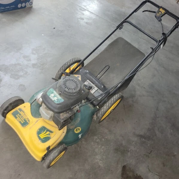 2000 Yardman 12A-558Q401 Honda GCV160 5.5 HP Front Axle Transmission w/Shaft - Image 3 of 4