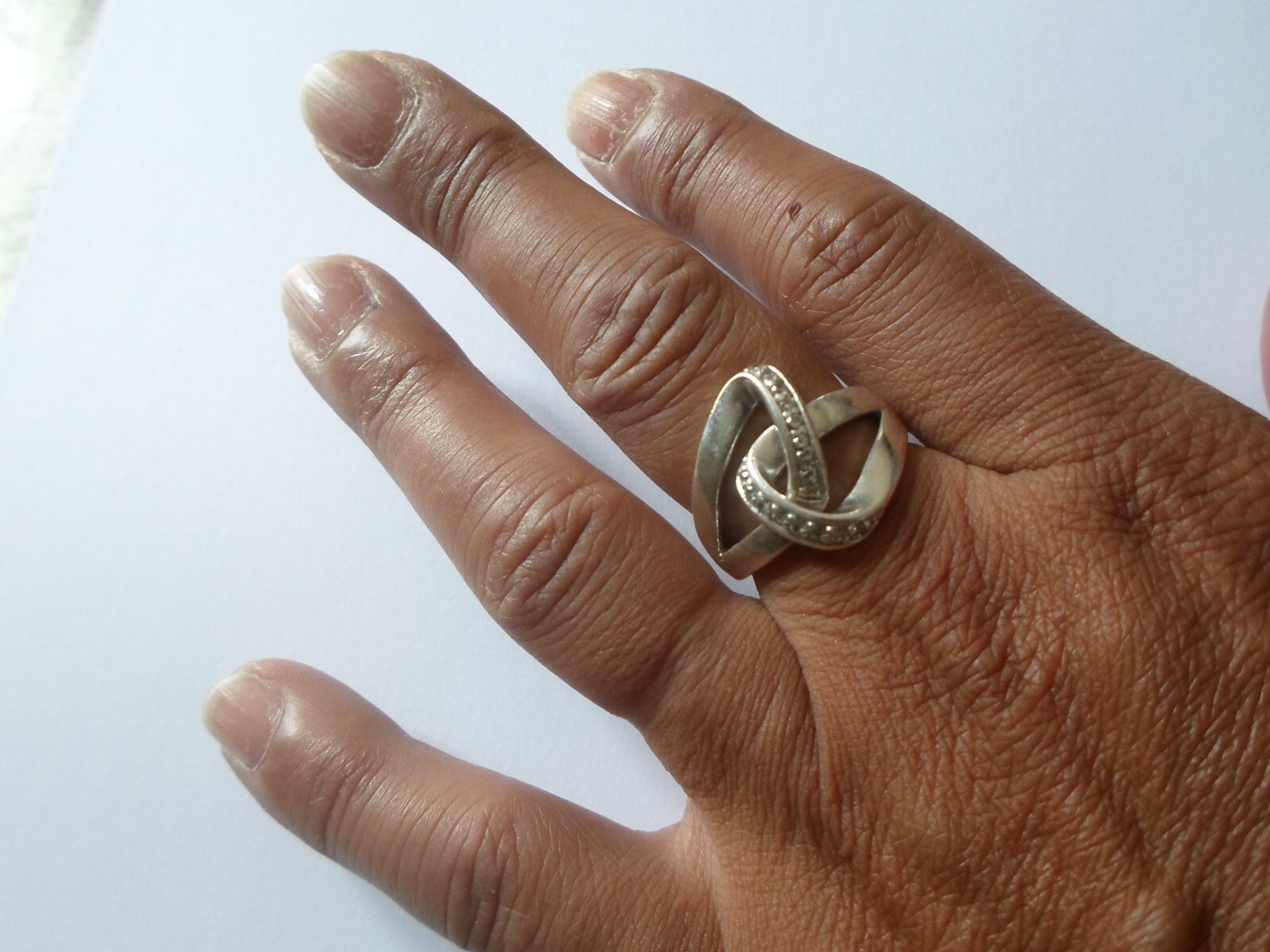 solid silver ring, interlaced, zirconiums, size 58 - image 3