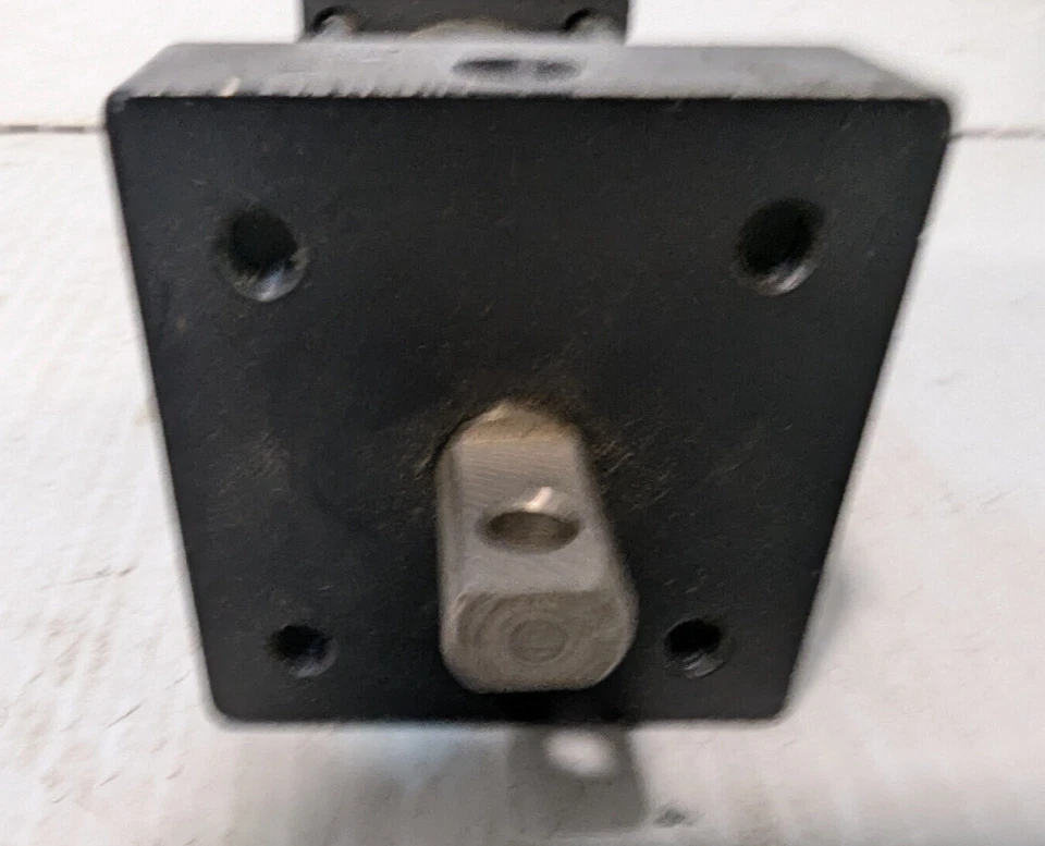 Dover Corporation 807124 Pneumatic Cylinder Assembly - Image 3 of 4