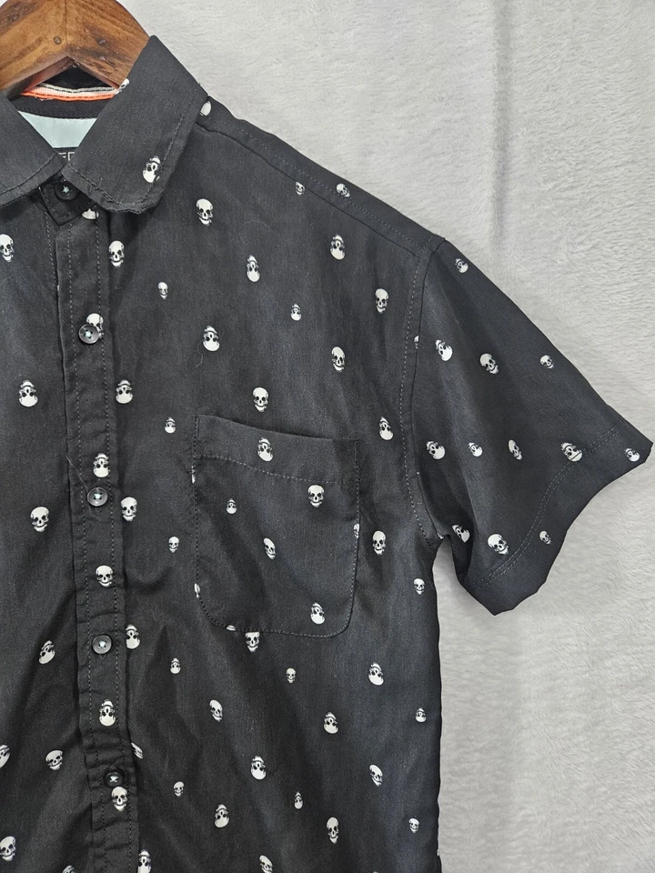 Sueded Geometrix Drill Clothing Skulls Black Sz Small Mens Casual Short Sleeve - Image 4 of 4