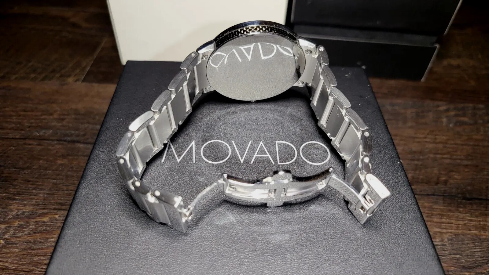 Movado Gravity 606838 42mm Silver 