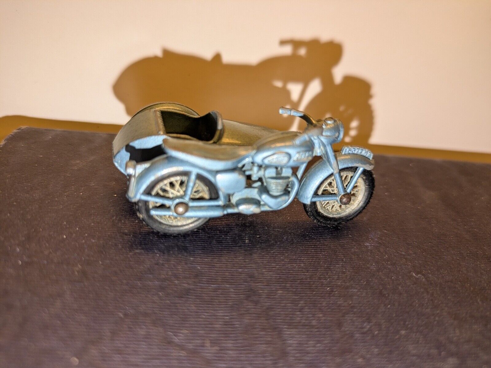 Picture 3 of 5