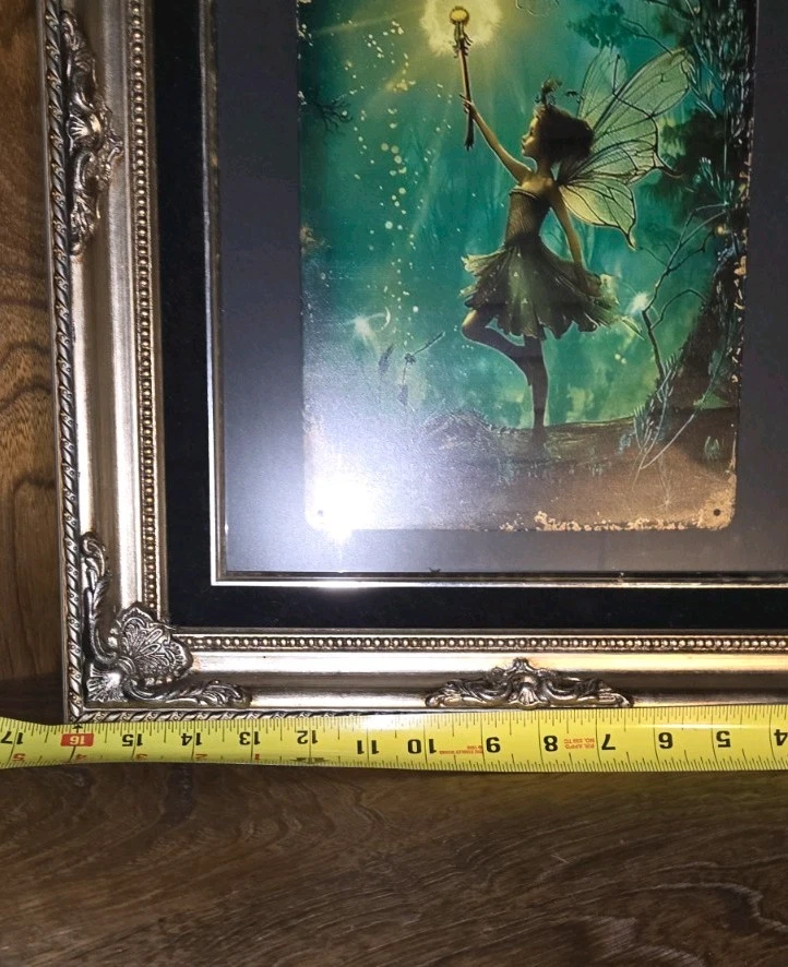 Gerahmter mattierter vertikaler Fee Fantasy Kunstdruck auf Metall, Whimsygoth Wanddeko