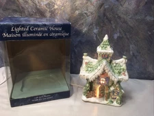 VTG  Whimsical Cozy Green Lighted Cottage Hand Painted House Christmas #172
