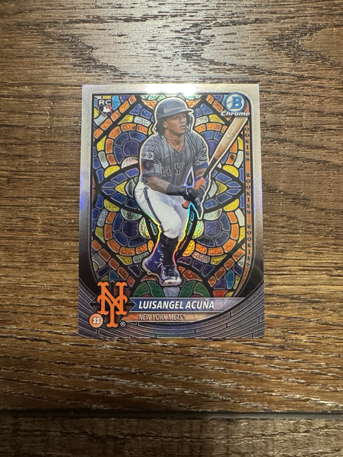 2025 Bowman Chrome - Luisangel Acuna #32 Etched in Glass Variation (RC)