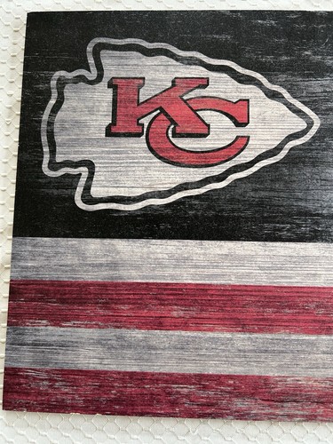 Kansas City Chiefs 12'' x 19'' Distressed Flag Wall Plaque by Fan Creations - Bild 2 von 5