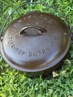 Vintage Griswold Cast Iron #8 Fully Marked Tite Top Dutch Oven EUC