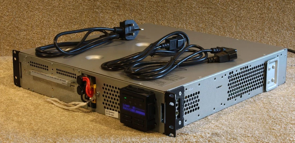 New in box SMT1500rmi2u - new cells - 12M RTB Warranty - Image 3 of 4