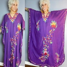 ROYAL PURPLE 70 s 70s Corded Embroidery Embroidered Vintage Caftan Kaftan Dress