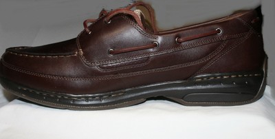 4e boat shoes